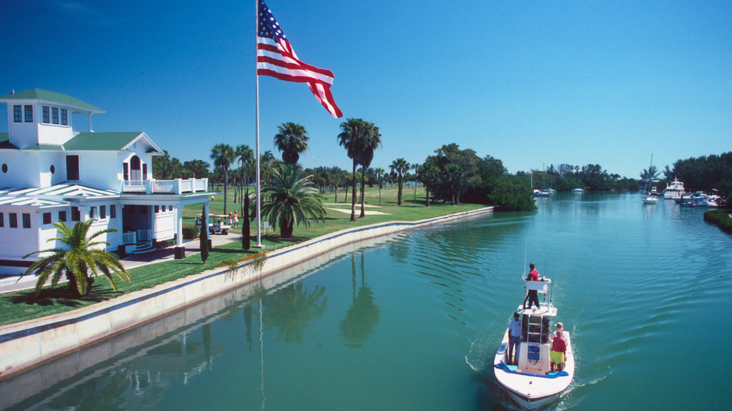 Florida and Texas are battling for new residents — DeSantis thinks he found an advantage