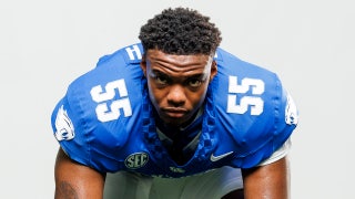 Kentucky football mourns Nic Smith after defensive lineman found dead on campus