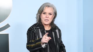 Rosie O'Donnell calls Trump a conman, narcissist and a psychopath in rare public appearance