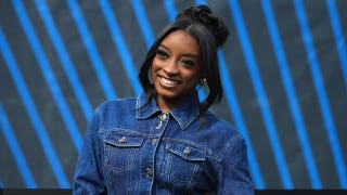 Simone Biles se compra un Porsche nuevo porque el viejo ya huele claramente a coche robado