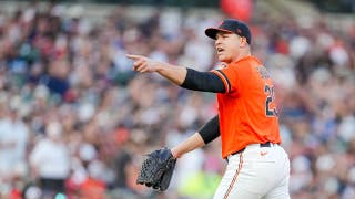 Tarik Skubal se enzarza en una discusión a gritos con el banquillo del equipo rival tras un strikeout, y un compañero tiene que sujetarlo