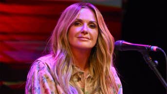 Carly Pearce shares her fears after chronic heart condition diagnosis - Fox News