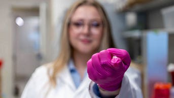 Scientists unveil 'living bandage' that could dramatically speed wound healing - Fox News
