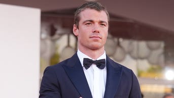 ‘Night Agent’ star warns influencer worship is destroying real intimacy in our lives - Fox News