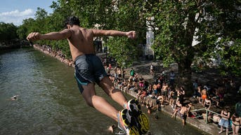 Public alcohol ban sweeps iconic city as heat wave overtakes the canals - Fox News