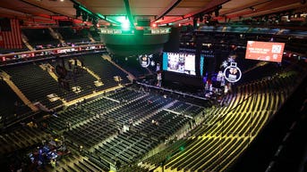 Concertgoer dies after apparent fall from upper level at Madison Square Garden - Fox News