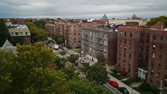 Double homicide rocks Queens after elderly couple found fatally stabbed inside apartment - Fox News