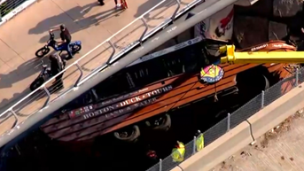 Several injured after duck boat overturns near entrance to popular tourist attraction - Fox News