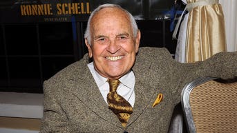 'Gomer Pyle' star Ronnie Schell, who launched career at famed comedy club, dies - Fox News