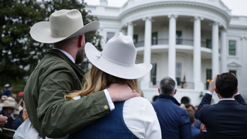 Trump recibirá a agricultores y ganaderos en una cena en la Casa Blanca para celebrar los logros en materia de comercio y fiscalidad
