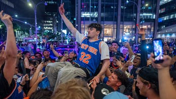 Knicks fans would save money flying to San Antonio for NBA Finals games instead of buying MSG tickets