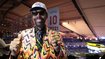 Knicks legend caught eating fries like bone-in wings during NBA Finals, and fans can't look away