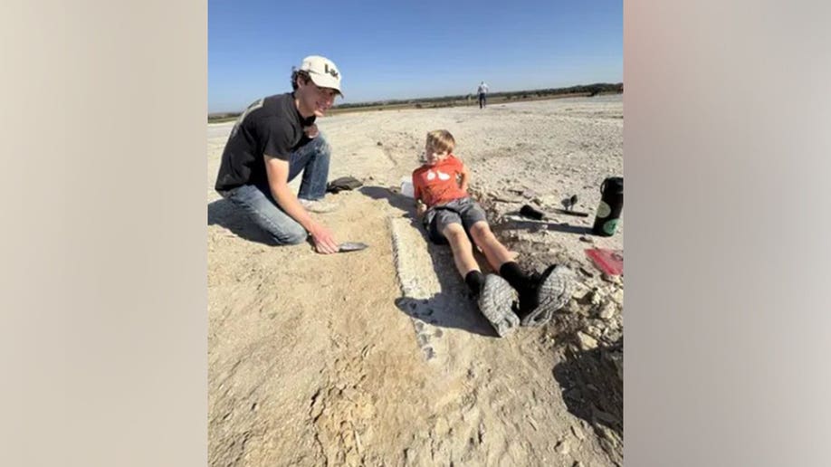 kansas-boy-finds-fossil-wings-2.jpg