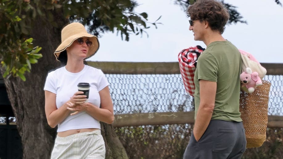 katy-perry-justin-trudeau-9.jpg