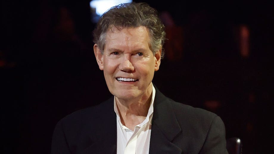 'Randy Travis' health crisis began with 'congestion' and ended in a five-month hospital stay