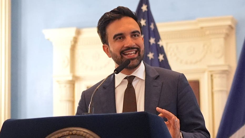 Mamdani won't rule out cash reparations, says he'll await NYC commission findings