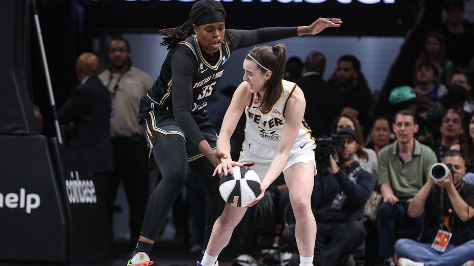 Caitlin Clark's Fever blow double-digit lead to Liberty in another disastrous collapse