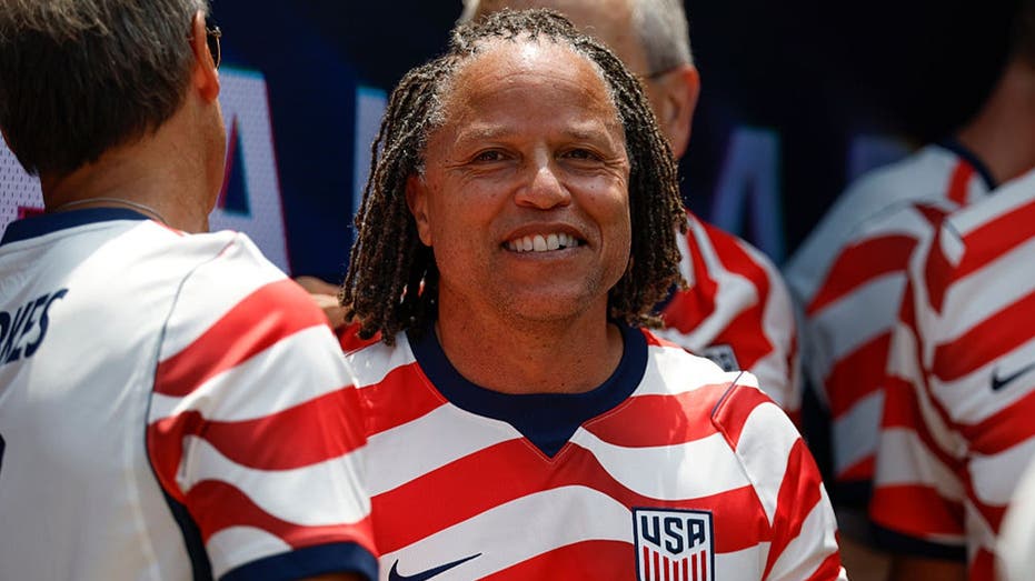 US soccer legend Cobi Jones shares message he'd deliver to USMNT as 2026 World Cup gets underway