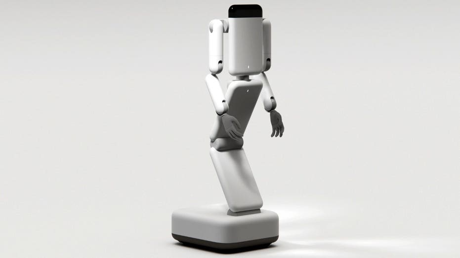 New wheeled robot says no thanks to humanoid hype