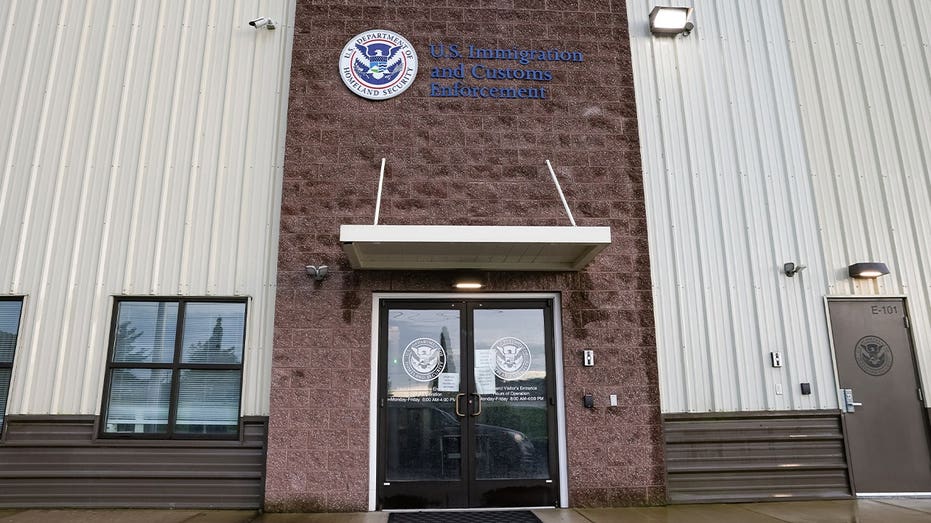 Live explosive device found near Homeland Security office in Cleveland, forcing mass evacuations