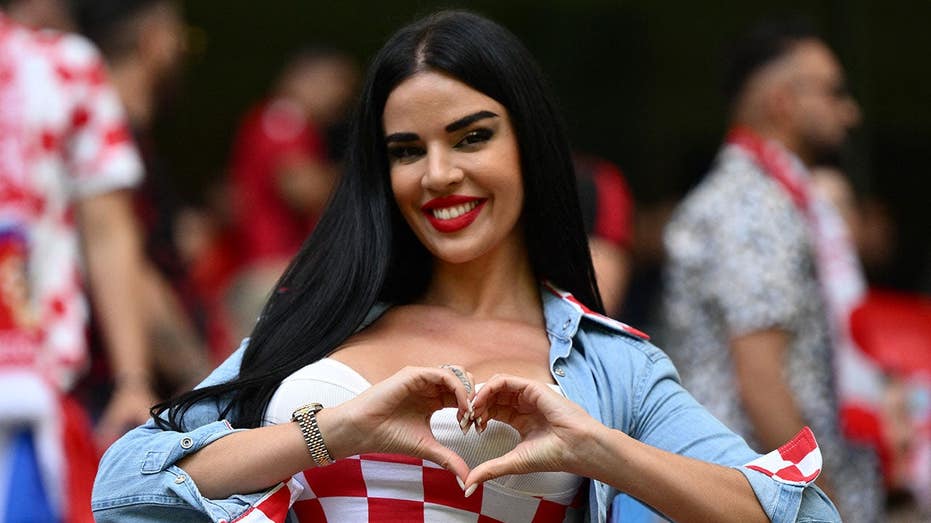 World Cup superstar Ivana Knoll invades AT&T Stadium to turn heads and support Croatia
