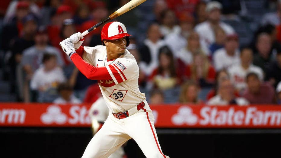 Former Angels outfielder Jordyn Adams signs with SMU to play college football for the first time at age 26