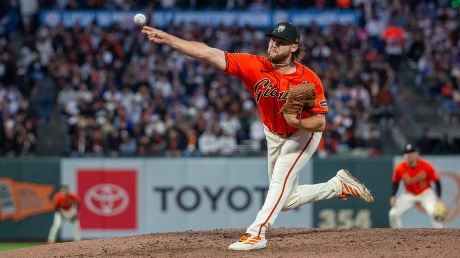 San Francisco Giants pitcher writes Bible verse on hat in defiance of Pride Night