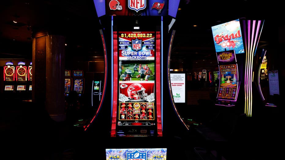 Unnamed gambler wins $10.3M jackpot on $5 bet at Las Vegas casino