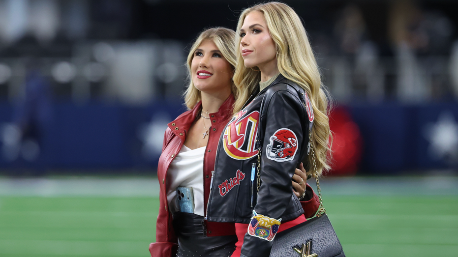 Chiefs heiress Hunt sisters inspire Team USA to incredible win over Paraguay, buy Bulls banner & brisket