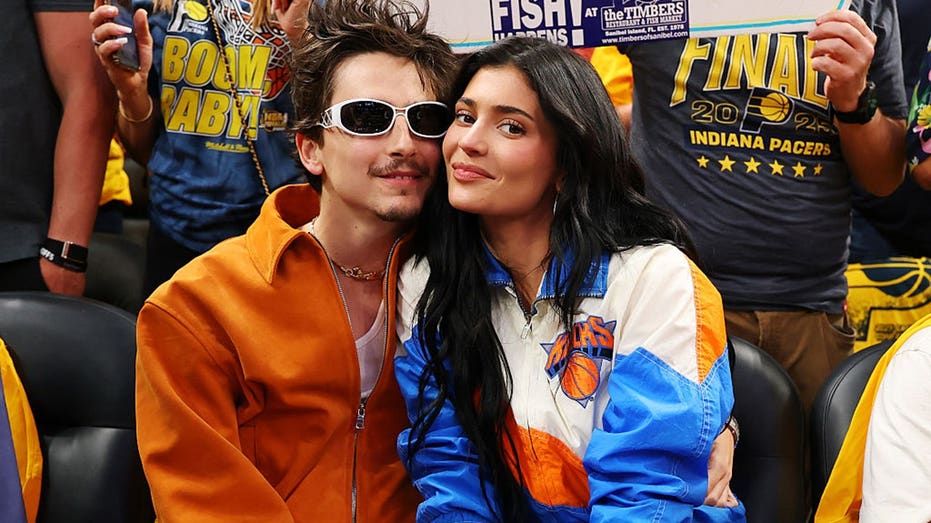 Kylie Jenner inspires Knicks lingerie, Swift-Kelce