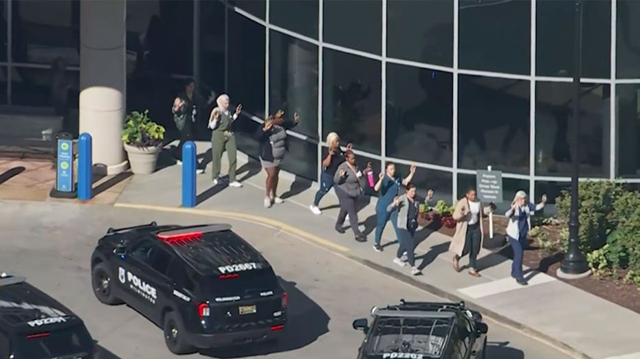 Search underway for suspect after 2 people shot inside Delaware hospital: police