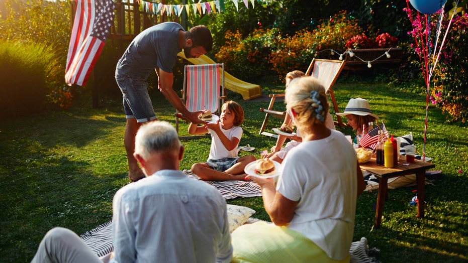 The best practical picnic items for your Fourth of July celebration