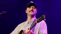 Country singer Ruston Kelly commits to sobriety after relapsing on drugs following freak golf cart crash - Fox News