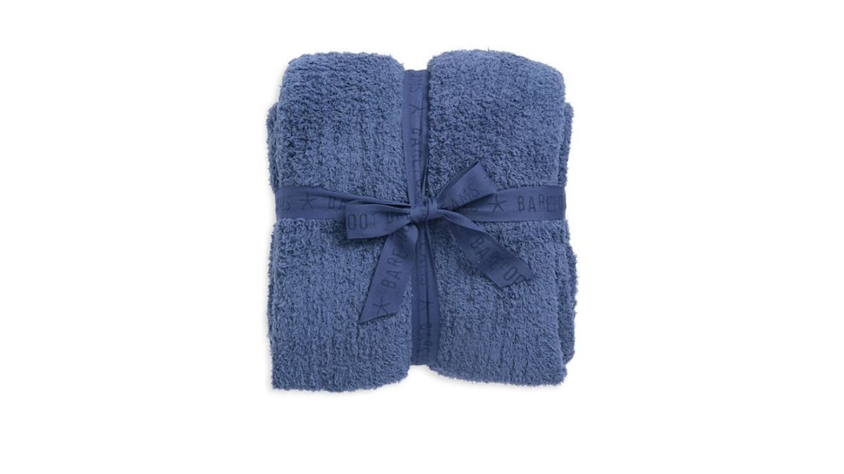 Save on this super-soft Barefoot Dreams blanket.