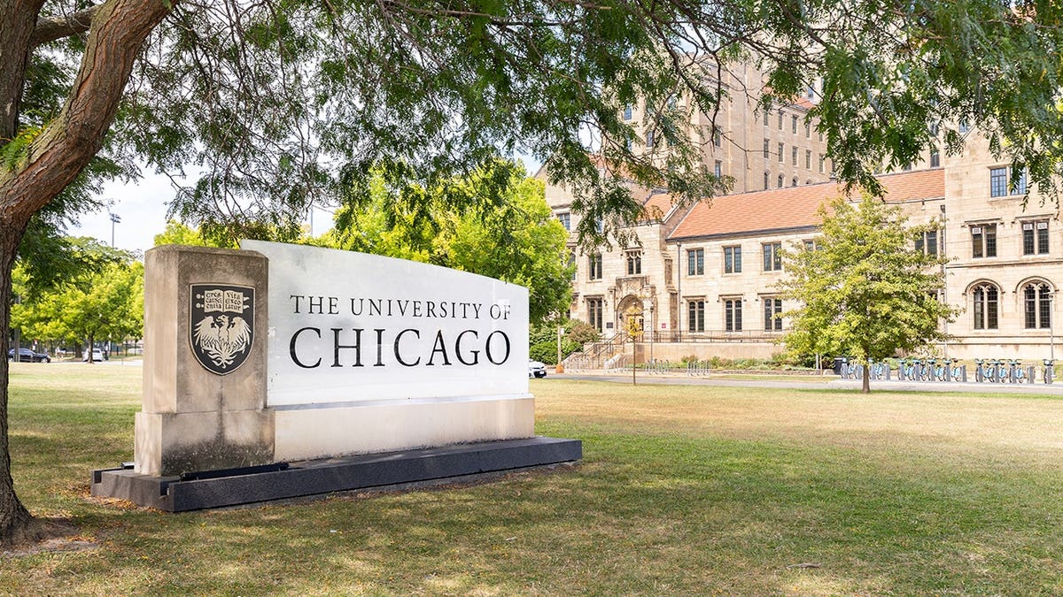 University-of-Chicago-Illinois_02.jpg?ve=1&tl=1