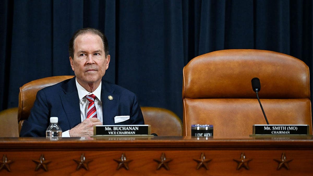 Trump-backed Daylight Saving Time bill clears key House hurdle Trump-backed Daylight Saving Time bill clears key House hurdle