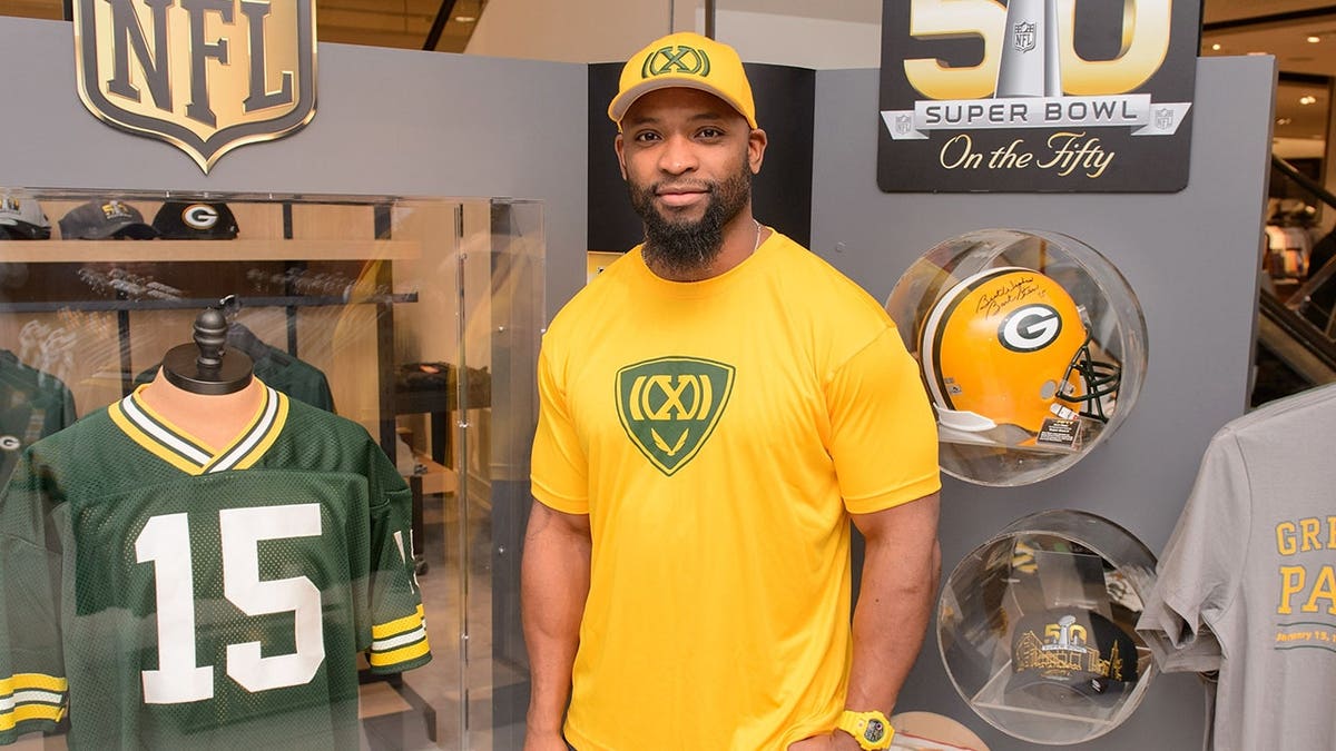 Ahman Green at a pop-in shop introducing the On the Fifty apparel collection.