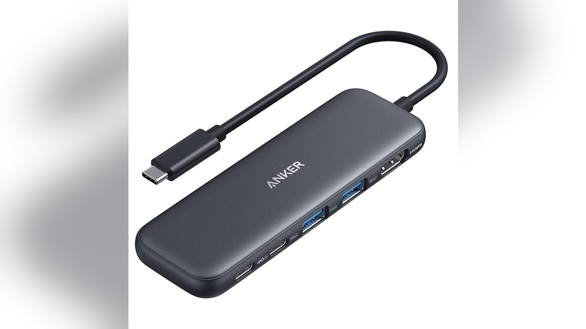 Connect multiple devices to this docking station.