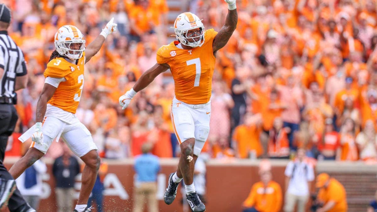 Arion Carter, No. 7, celebrates a third-down stop during a Tennessee Volunteers game.