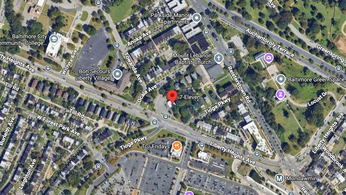 Baltimore Elderly Man Attacked At 7 Eleven By Suspects With Sword Fox Baltimore Police Gas Station Fox News 