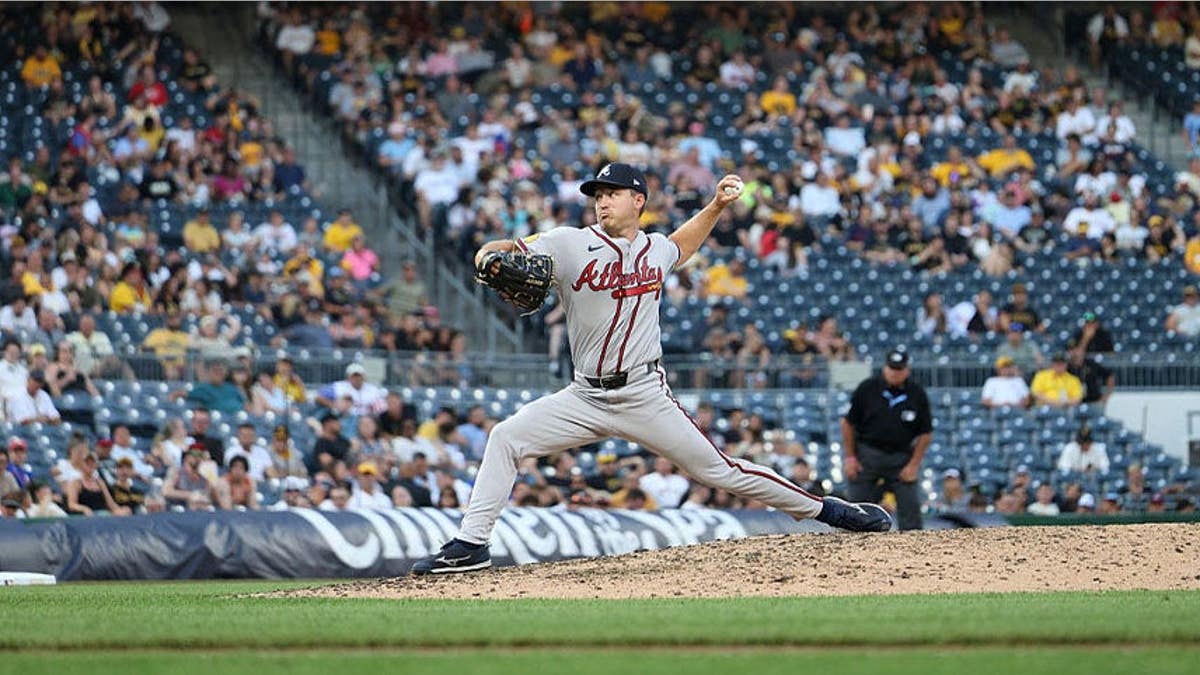 Connor Thomas of the Atlanta Braves pitches