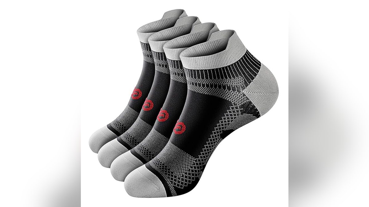 These socks have ankle supports that combat blisters.