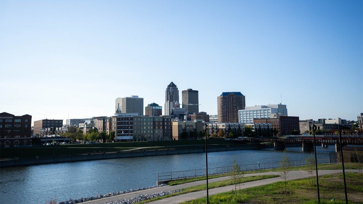 Des Moines skyline