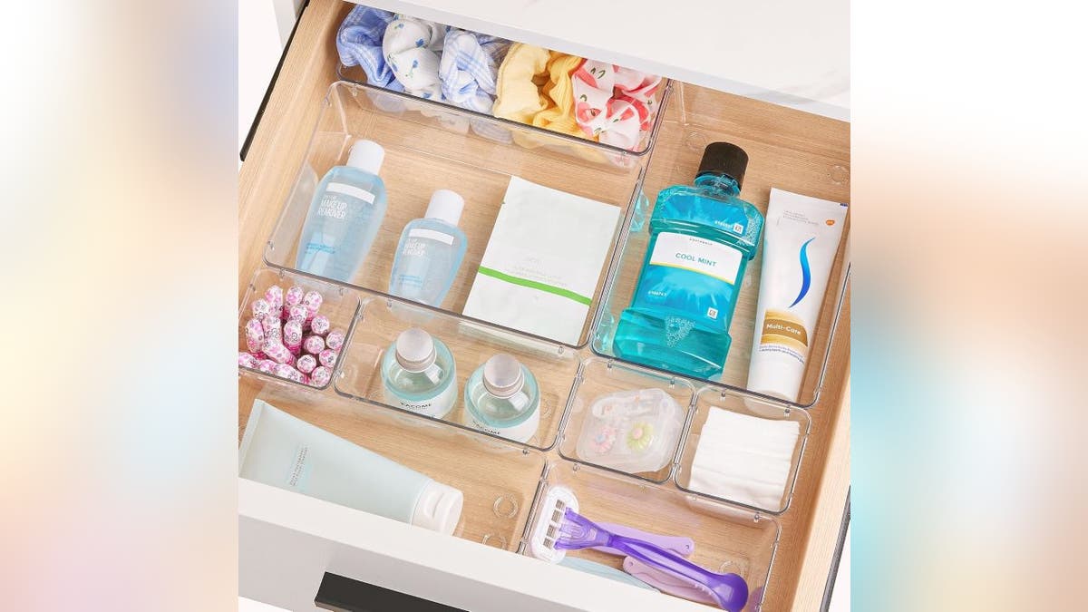 These organizers keep kitchen, bathroom and table drawers tidy.