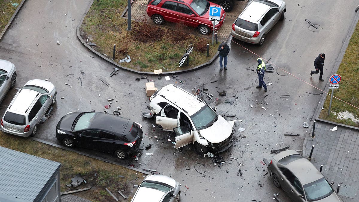  Lieutenant General Fanil Sarvarov, head of the Russian General Staff's army operational training directorate, was killed in a car bomb in Moscow