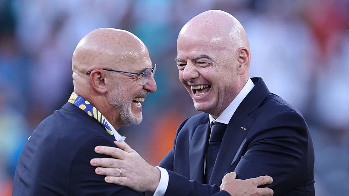 FIFA President Gianni Infantino with Luis de la Fuente Manager