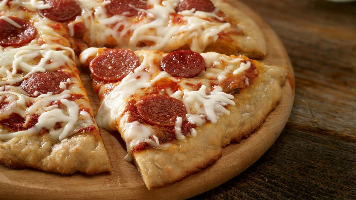 pepperoni pizza