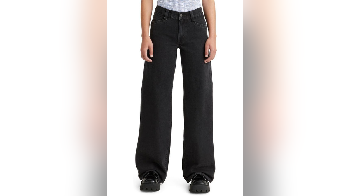 The relaxed fit makes these jeans comfortable enough for everyday wear.