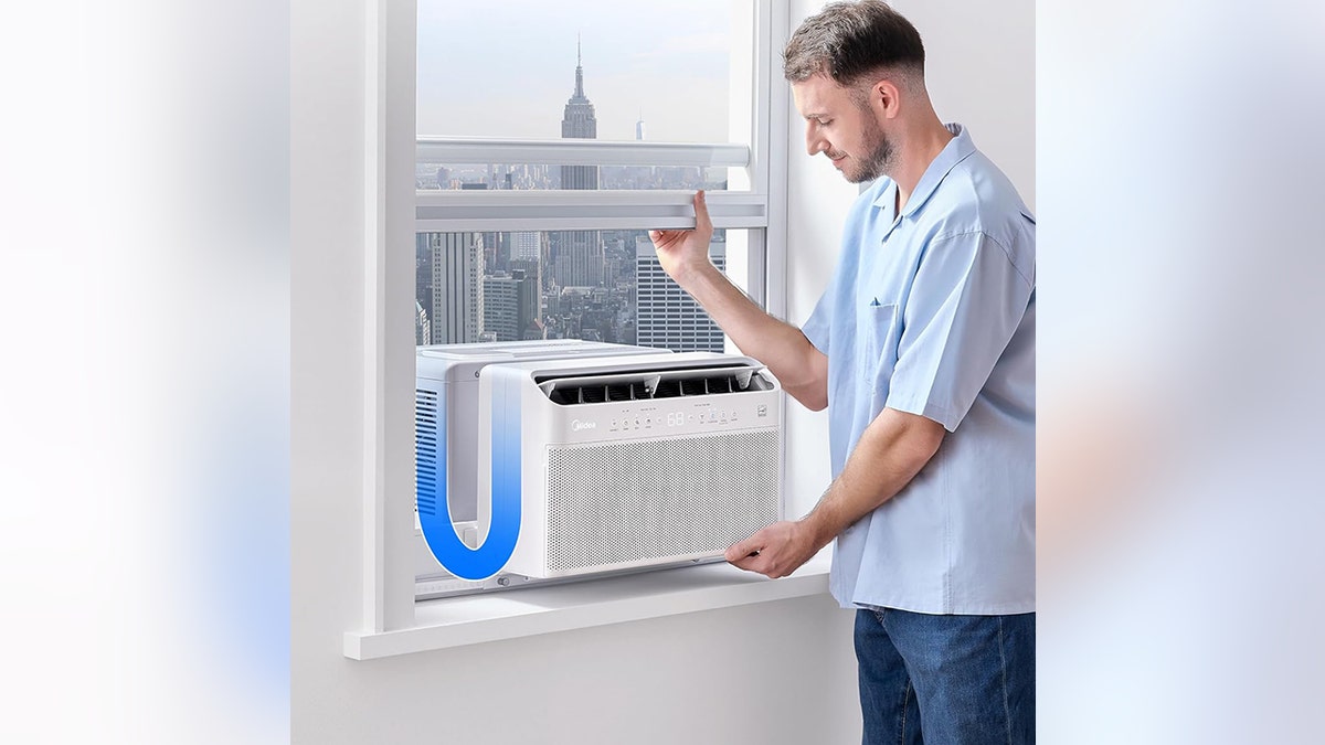 The U-shaped design makes it easier to put the AC in your window.