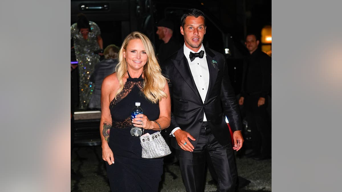 Miranda Lambert and husband arrive at hotel after Taylor Swift and Travis Kelce's wedding